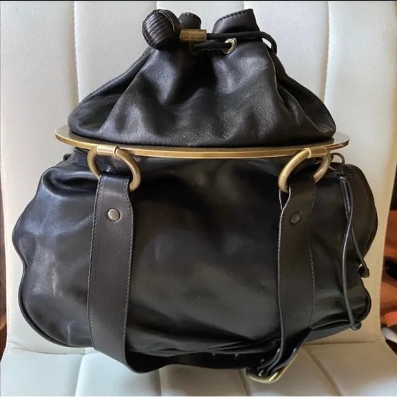 TANNER KROLL LEATHER LUXE BLACK SHOULDER/ BUCKET BAG- stunning! NWOT.